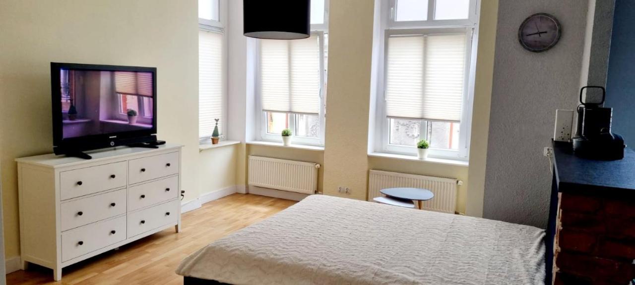Apartamenty Lazurowy I Sloneczny Z Darmowym Parkingiem Strzezonym Jelenia Gora Exterior photo